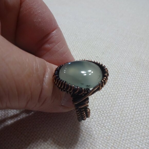Rustic GREEN CHALCEDONY Handmade COPPER WIRE-WRAPPED Ring Size 9.25 #889B - Picture 3 of 3